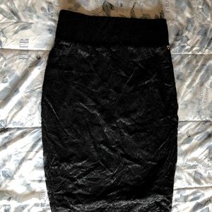 black pencil skirt